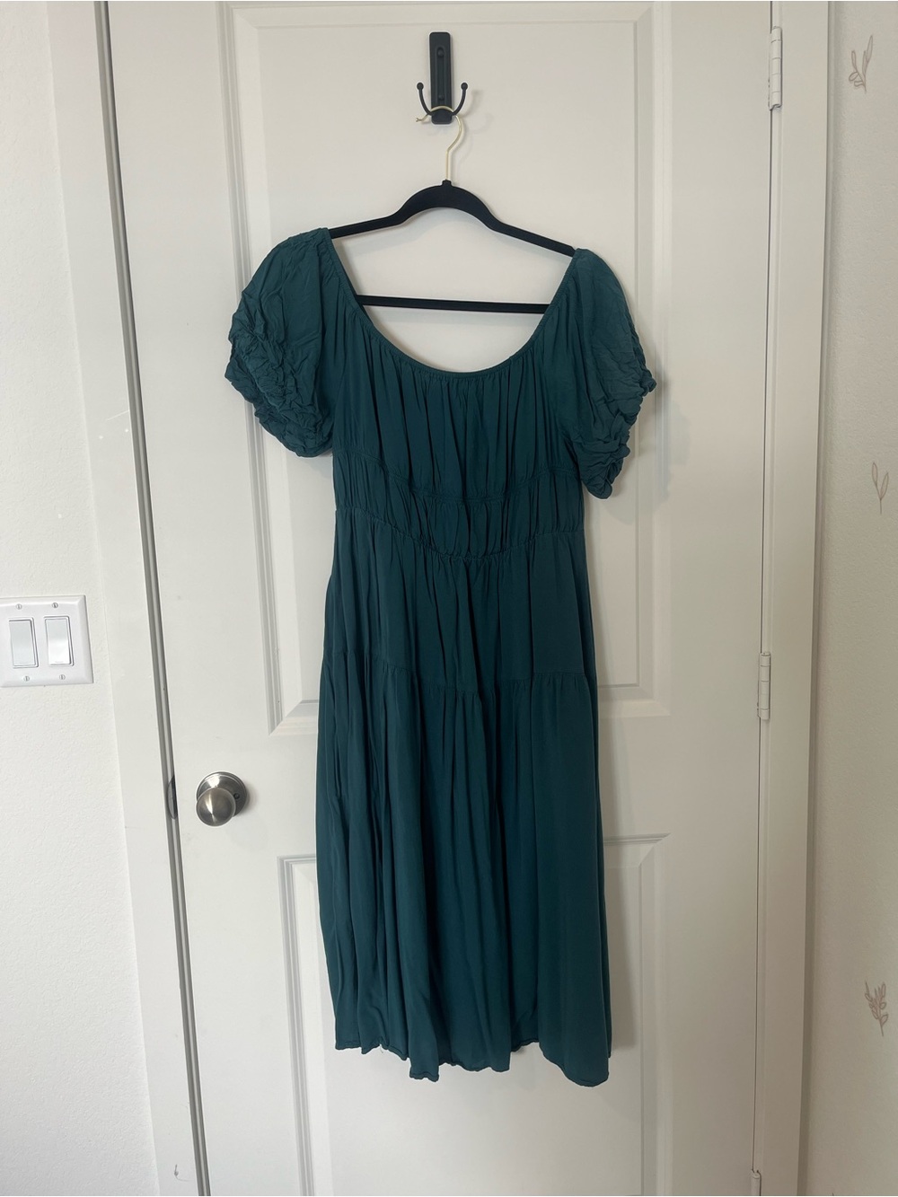 Women’s Teal Puff-Sleeve Midi Dress